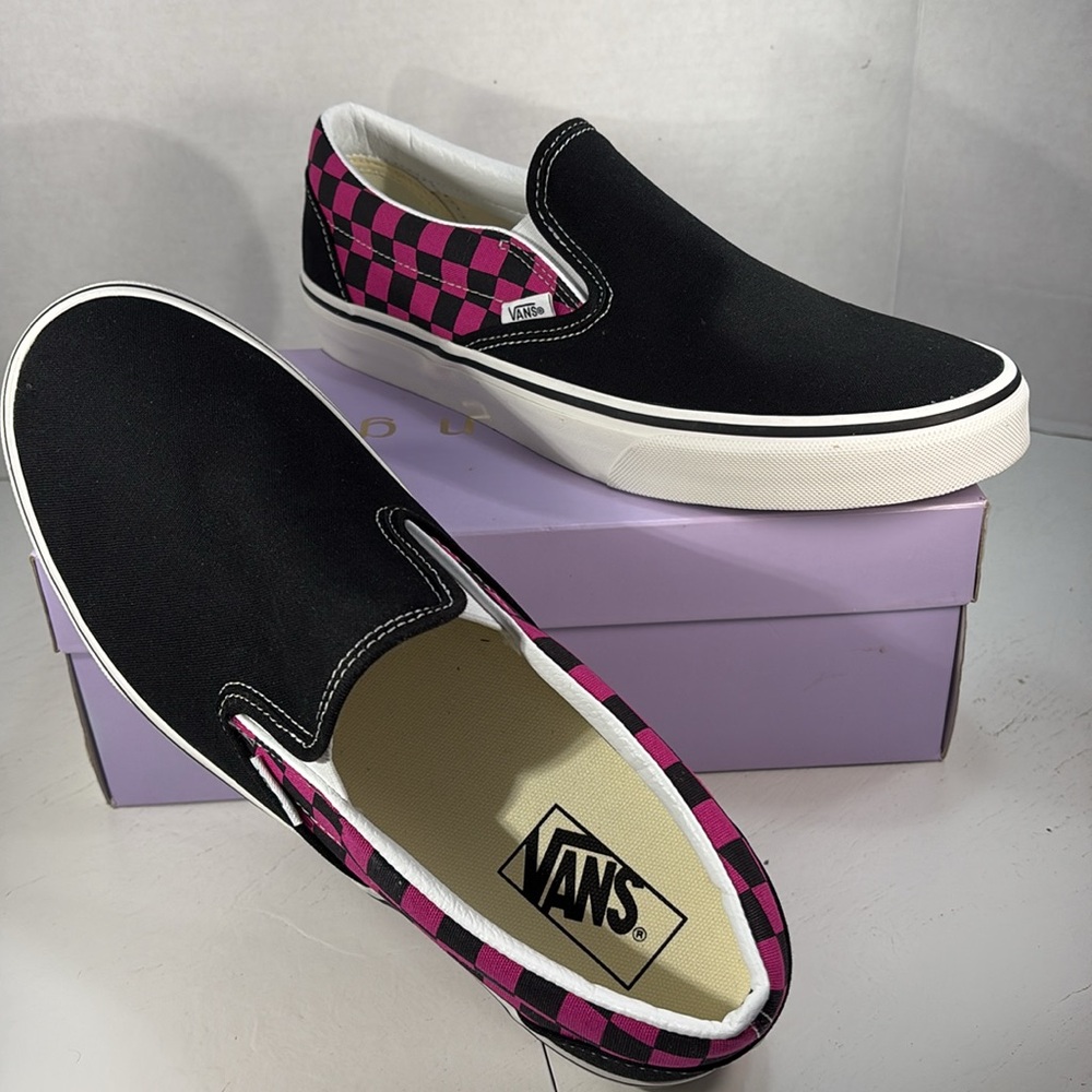 NWT Vans Classic Checkerboard Slip-Ons in Raspberry and Black Men’s 10 - Picture 10 of 10